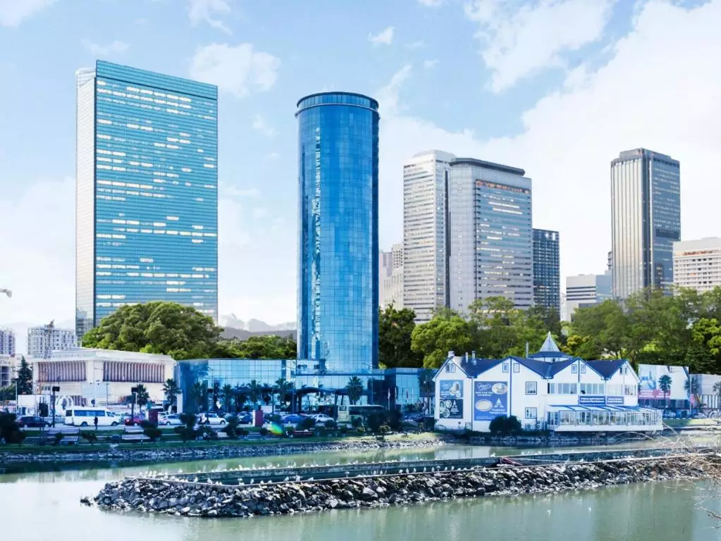 اسکای تاور هتل